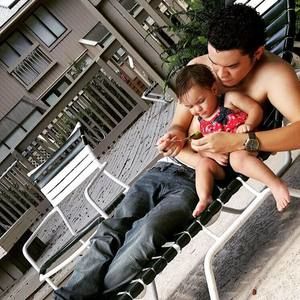 Meet your Posher, Simón