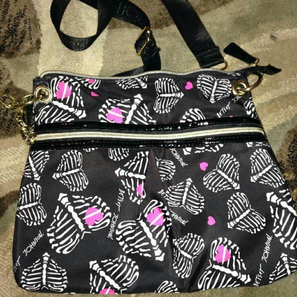 Betsey Johnson crossbody purse