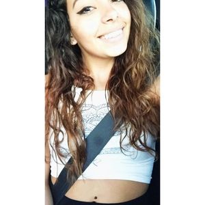 Meet your Posher, Kara