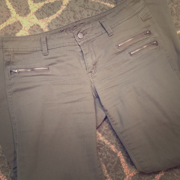 RUE 21 Army green jeggings