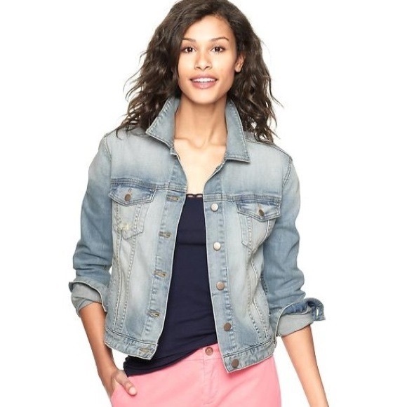 GAP Premium Denim Jacket. Classic Wash.