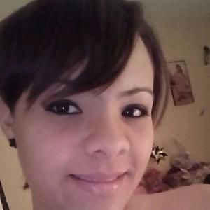 Meet your Posher, Jeniffer