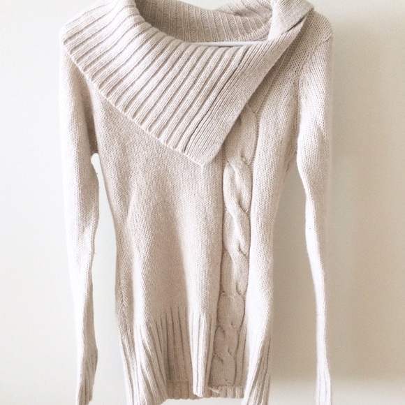 Banana Republic Sweater