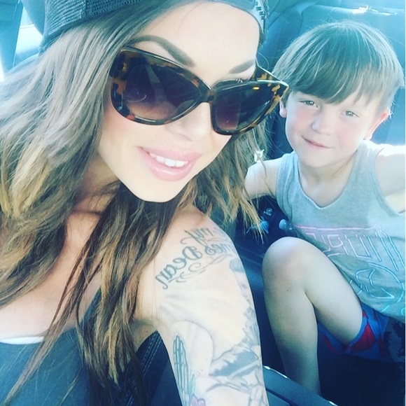 Meet your Posher, Tessa - Picture 4 of 4