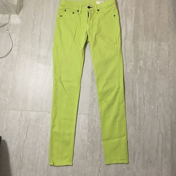 Jeans - Picture 1 of 3