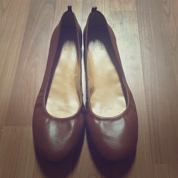 Brown Faux Leather Forever 21 Flats Size 8.5