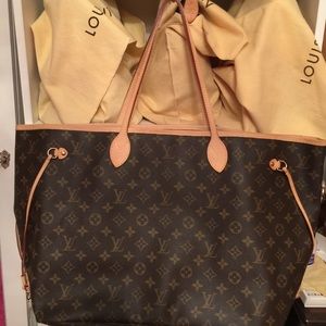 🌷SOLD🌷Louis Vuitton Neverfull GM.