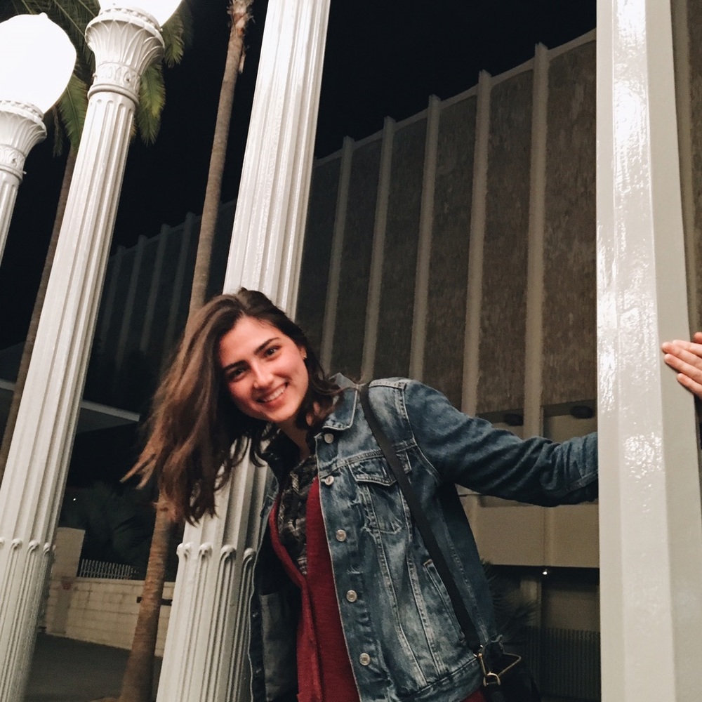 Meet your Posher, Gabriela