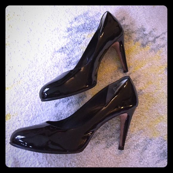 🍾 MOVING SALE!!! Cole Haan Black Patent Heels