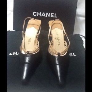 🚫🚫SOLD🚫🚫GORGEOUS CHANEL SLINGBACK