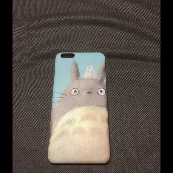 Accessories - Totoro iPhone 6+ case☀️closet clean out☀️
