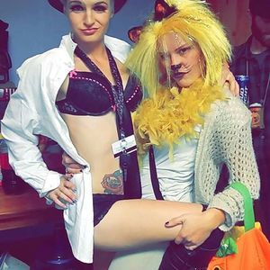 Meet your Posher, Ella