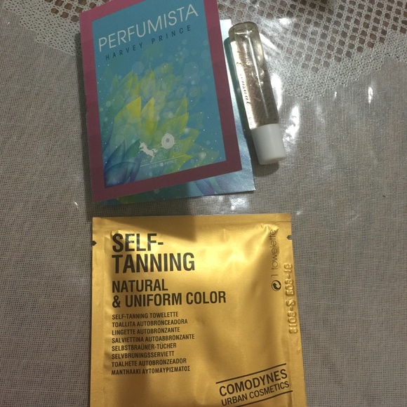 2 mini perfumes and a self tanner