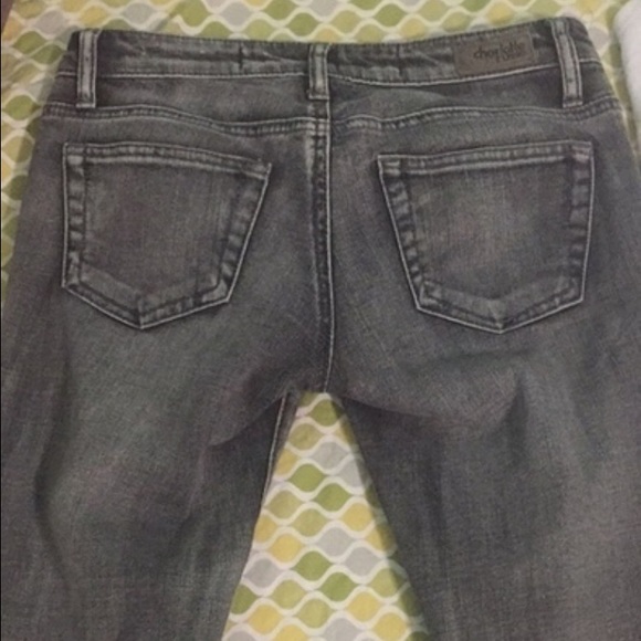 Gray skinny jeans