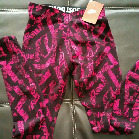Nike full length leggings size s