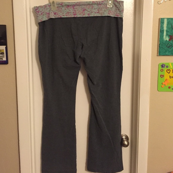 Yoga pants