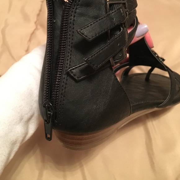 Guess black sandals with crystals - Picture 4 of 4