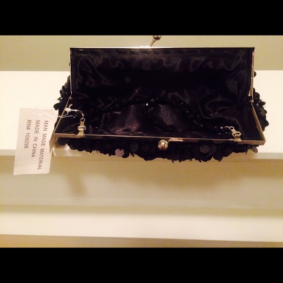 Black Sequined Clutch Purse - Picture 2 of 2