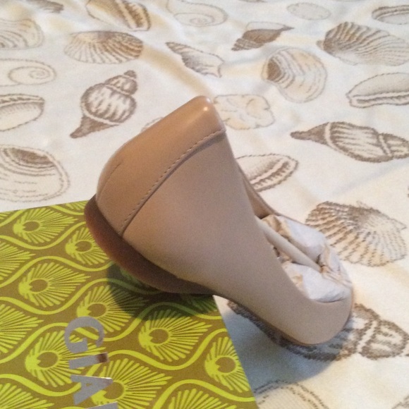 NIB - Gianni Bini Raevin Pink Marble flats - Picture 2 of 2