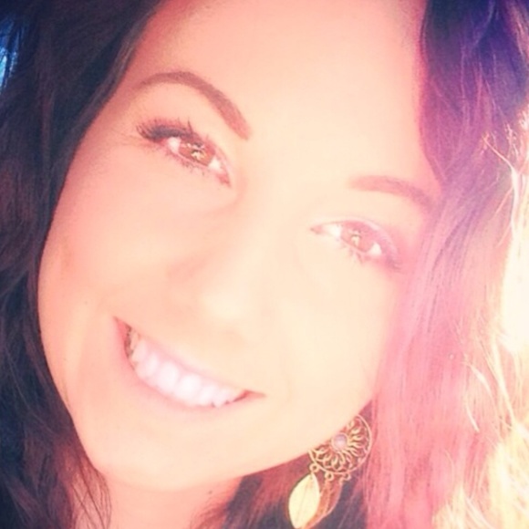 Meet your Posher, Kaitlyn