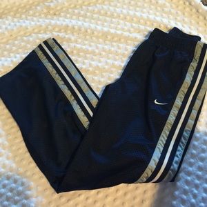 Boys Nike Breakaway pants