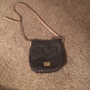 MK cross body!