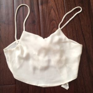 Brandy Melville white berit