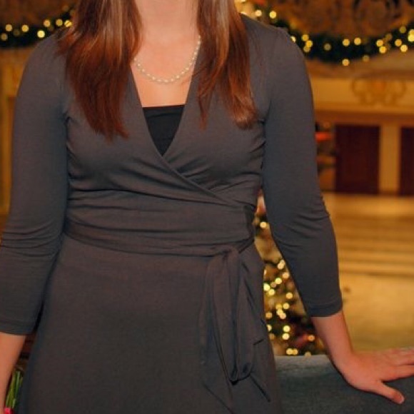 Banana Republic gray wrap dress
