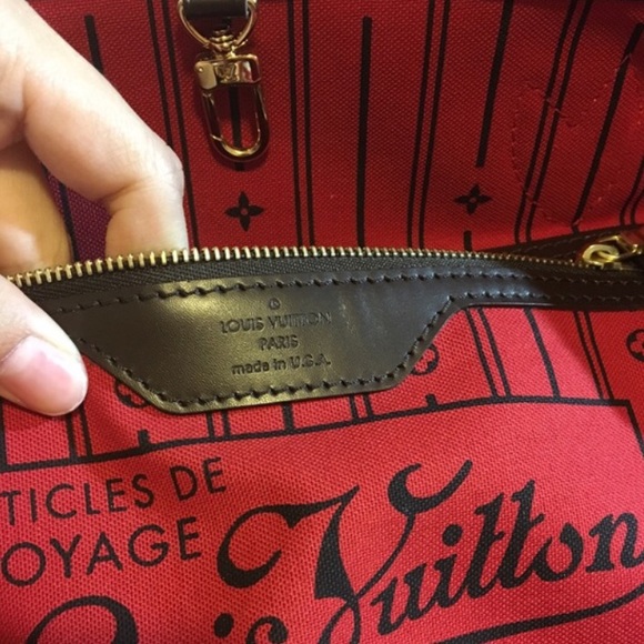 Louis Vuitton PM - Picture 2 of 3