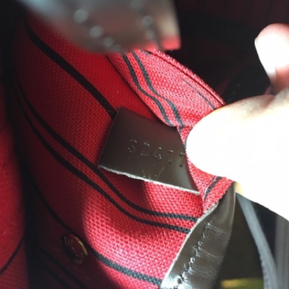 Louis Vuitton PM - Picture 3 of 3