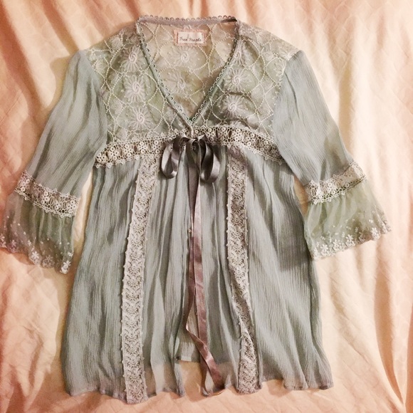 Free People Tops - Free People Mint Green Chiffon Lace Top