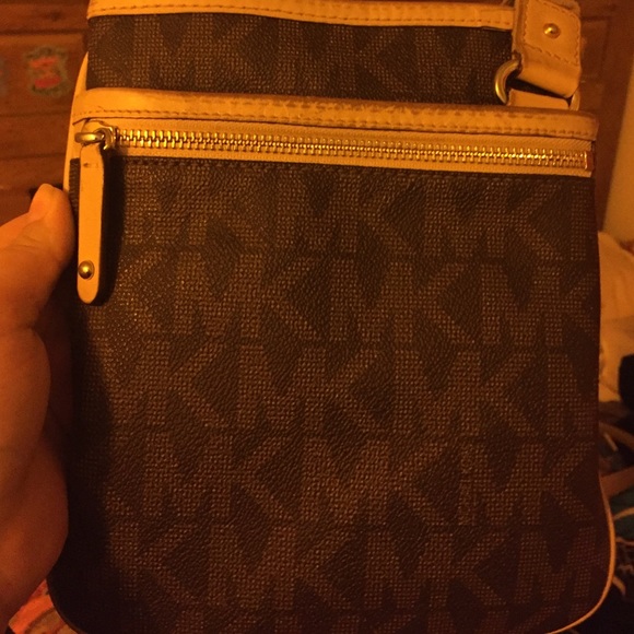 Michael Kors cross body purse