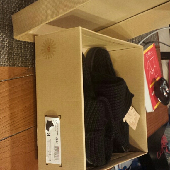 Brand new ugg classic cardy boots - Picture 2 of 4