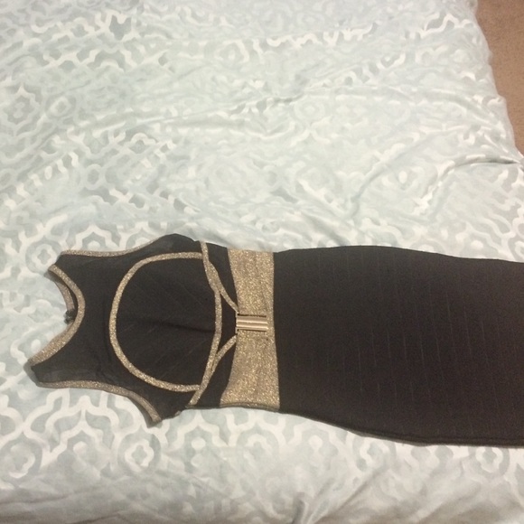 Dress - Picture 3 of 3