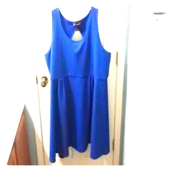 flowy blue midi dress