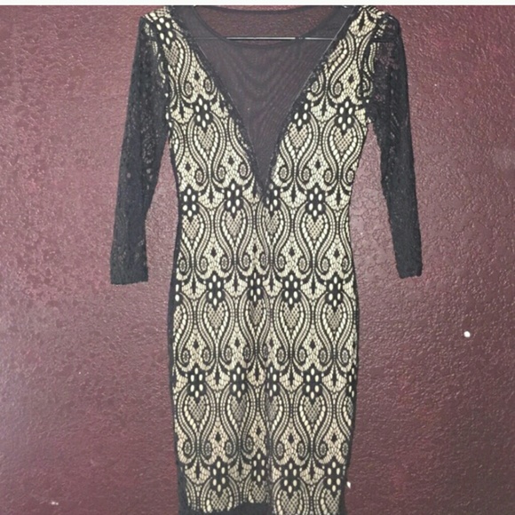 Windsor Cute and sexy black, lace dress