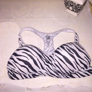 VS Sports bra