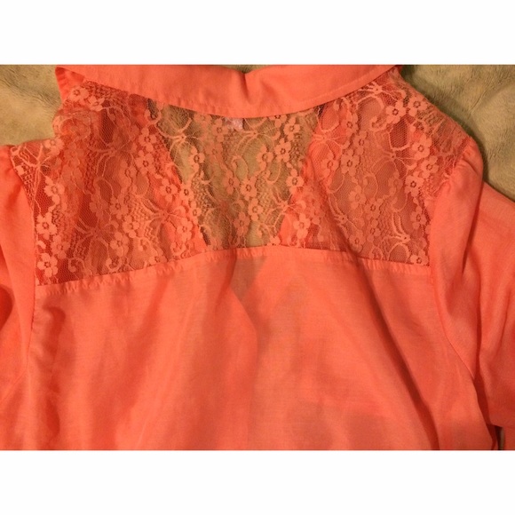 peach/coral chiffon 3/4 sleeve shirt - Picture 2 of 4
