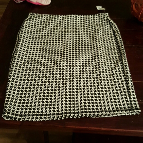 Old Navy Dresses & Skirts - Old Navy Skirt