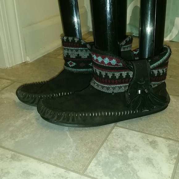 SOLD Aztec Booties