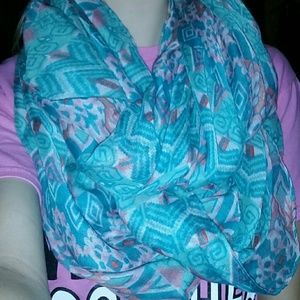 Spring infinity scarf