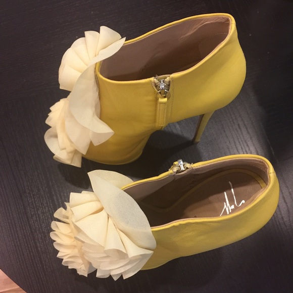 Giuseppe Zanotti bootie(Seen on NICKI MANAJ) - Picture 3 of 4