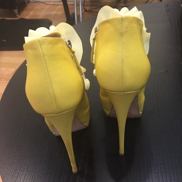 Giuseppe Zanotti bootie(Seen on NICKI MANAJ) - Picture 4 of 4