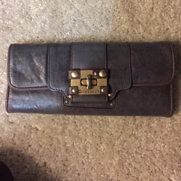 Juicy couture long leather wallet