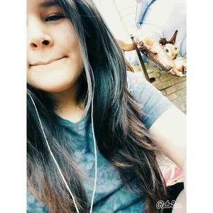 Meet your Posher, Anahi