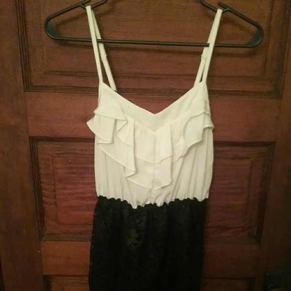 Little black and cream dress