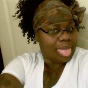 Meet your Posher, Yolanda