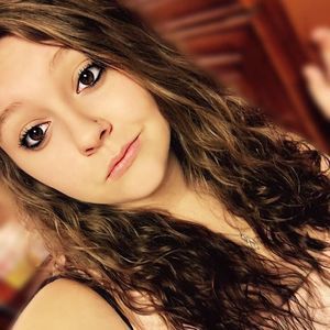 Meet your Posher, Courtney