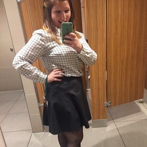 Meet your Posher, Genevieve