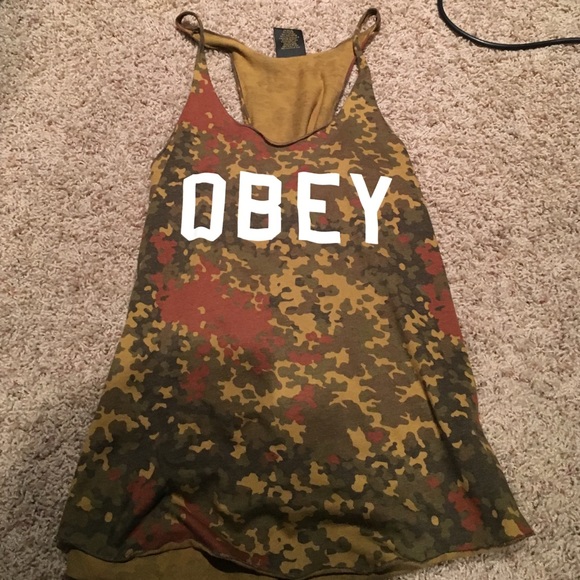 obey tank top